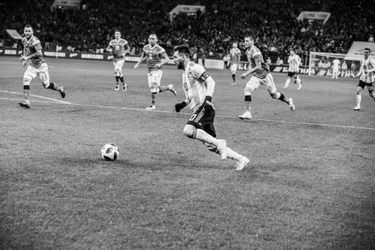 "Mesmeric Messi in Motion" 11"x14" unframed print